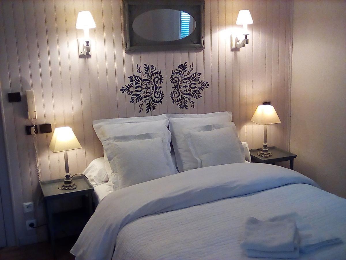 La Mirabelle-casteil Country House Affittacamere Esterno foto