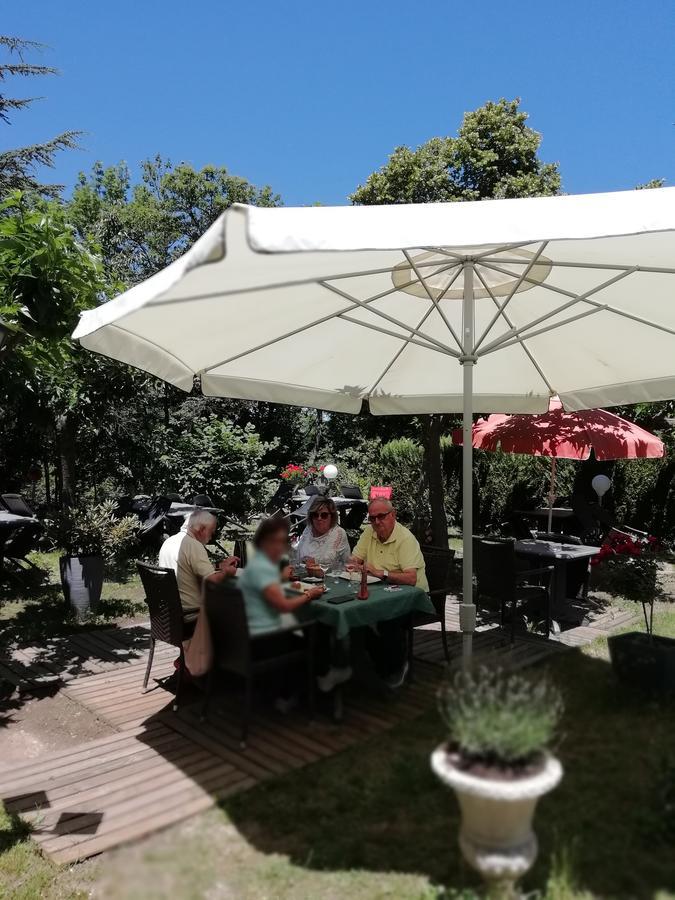 La Mirabelle-casteil Country House Affittacamere Esterno foto