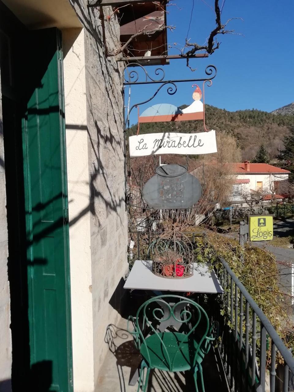 La Mirabelle-casteil Country House Affittacamere Esterno foto