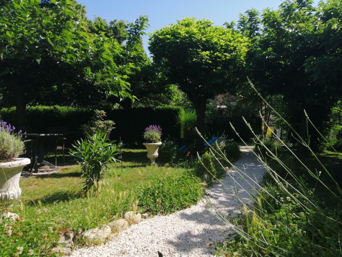 La Mirabelle-casteil Country House Affittacamere Esterno foto