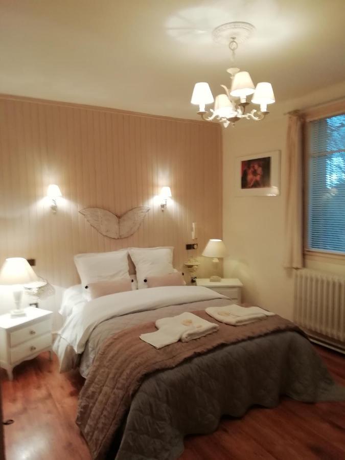 La Mirabelle-casteil Country House Affittacamere Esterno foto
